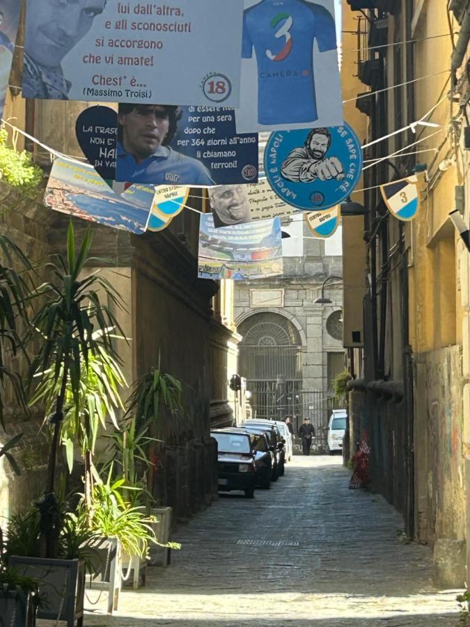 Vico21 Guest House Napoli Eksteriør billede